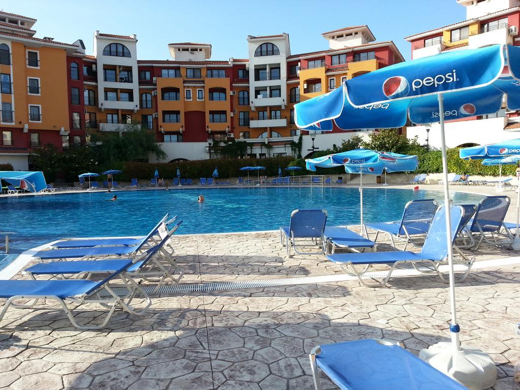 Menada Ravda Apartments Acheloj Exteriér fotografie